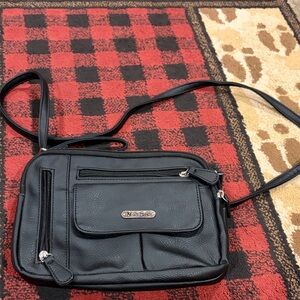 Multi-sac crossbody